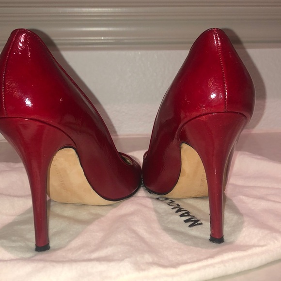 Manolo Blahnik Red Pumps. - Picture 2 of 6
